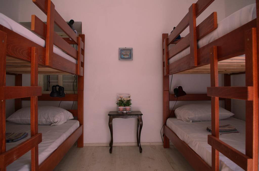 Freedom Hostel Budva Bilik gambar